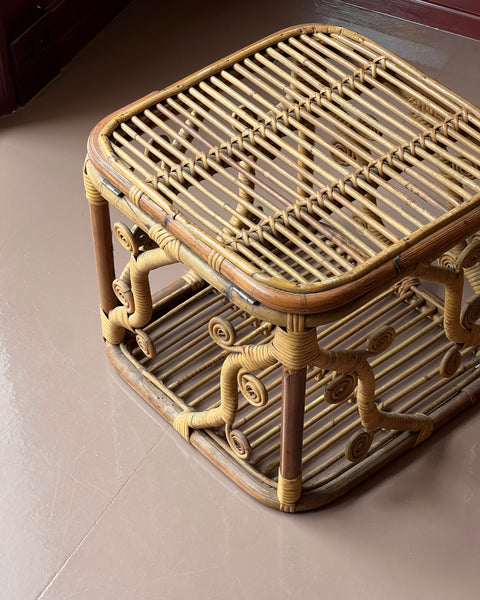 Vintage rattan chest