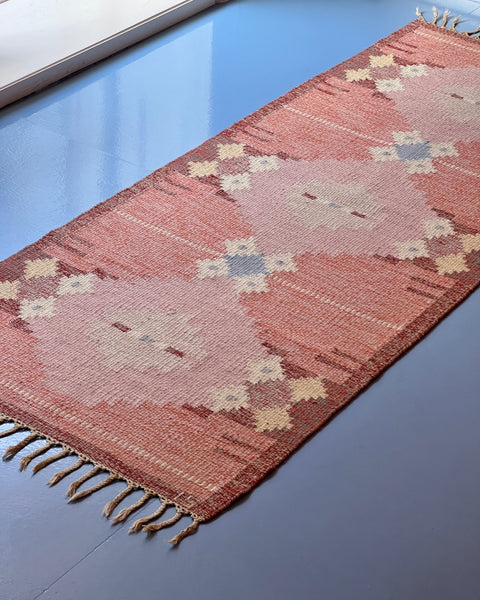 Vintage flat weave rug by Ingegerd Silow (IS)