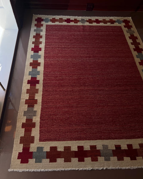 Vintage flat weave kelim rug (pattern by Ingegerd Silow)
