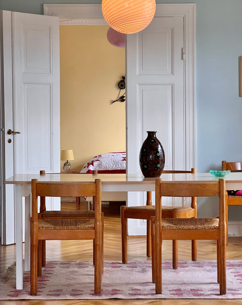 Vintage flat weave signed ILS