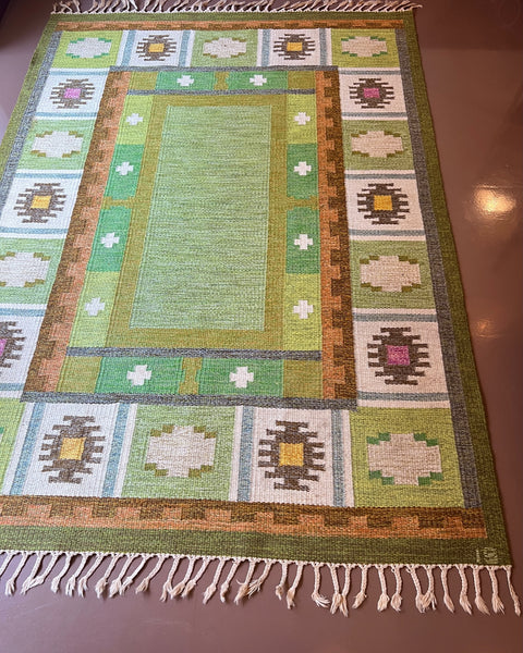 Vintage green flat weave rug by Ingegerd Silow (IS)
