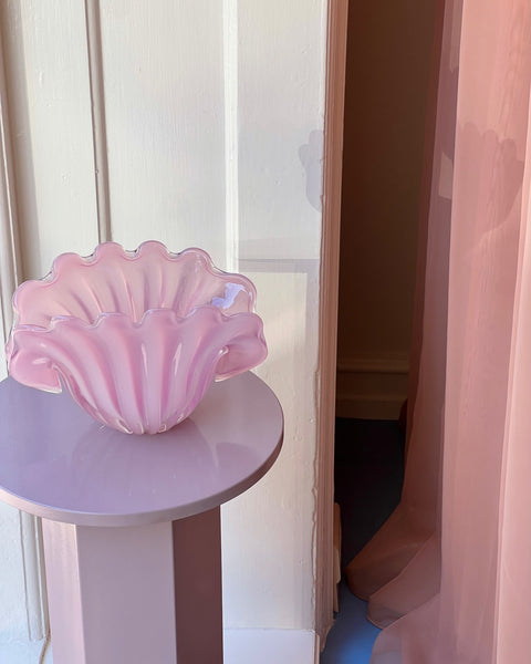 Vintage opal pink Murano shell bowl