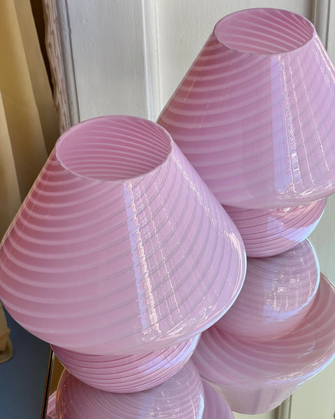 Vintage bubblegum pink Murano mushroom table lamp - Medium