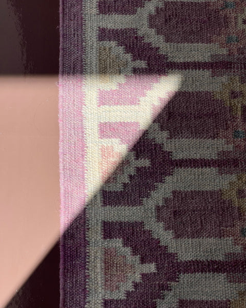 Vintage flat weave signed ILS