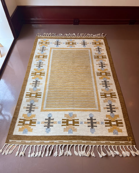 Vintage flat weave rug by Ingegerd Silow (IS)