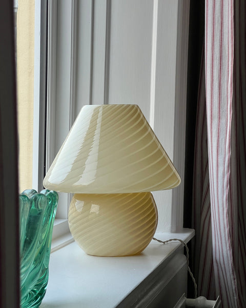 Large vintage yellow swirl Murano mushroom table lamp