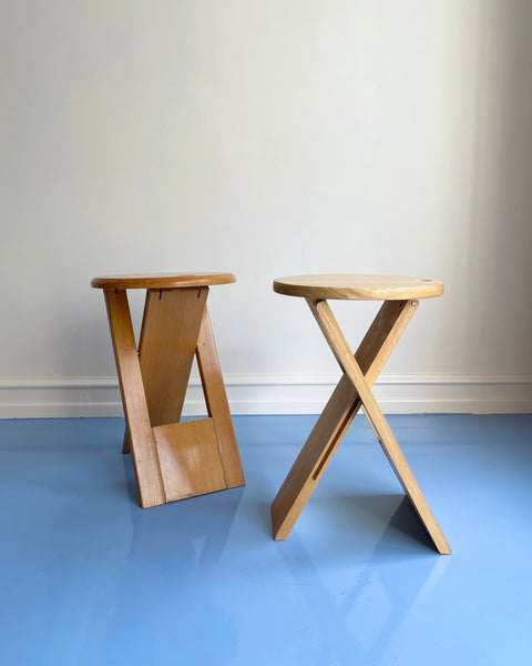 Vintage foldable wooden stool/side table
