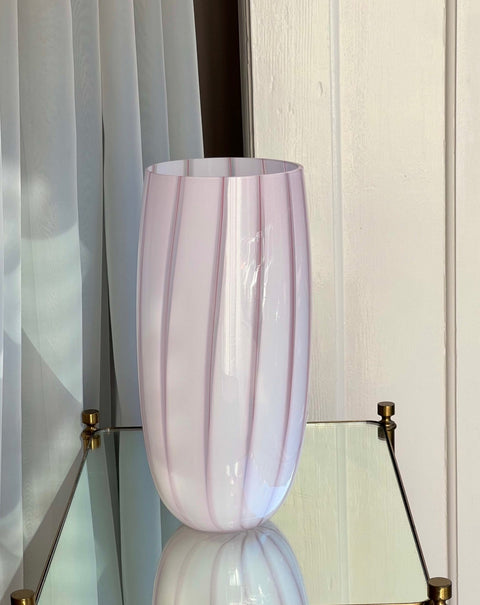Vintage pink Murano vase