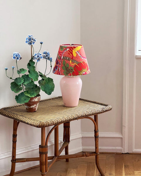 Light pink vintage Murano table lamp