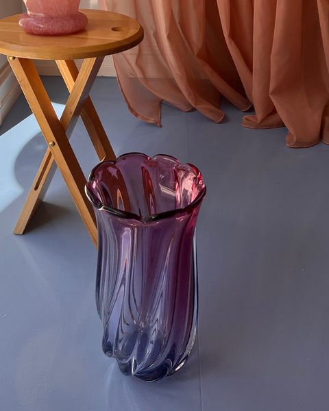 Large vintage pink/purple Murano vase