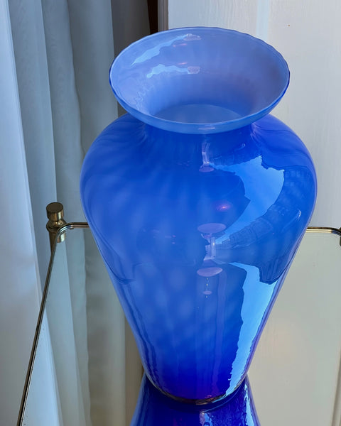 Large vintage blue Murano vase with dots