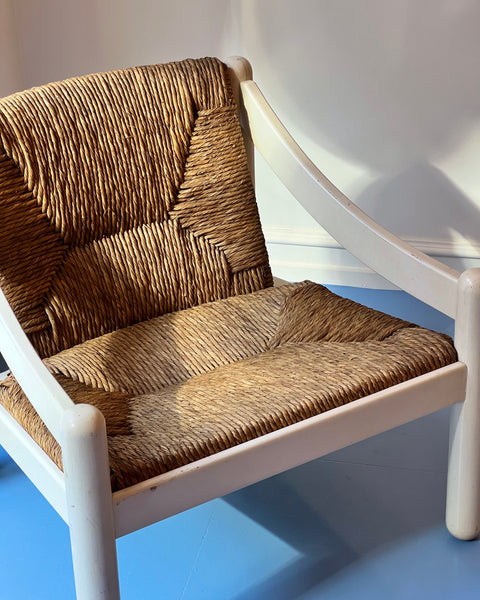 Carimate lounge chair by Vico Magistretti