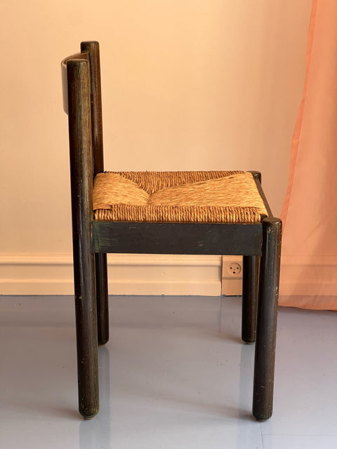 Carimate chair by Vico Magistretti