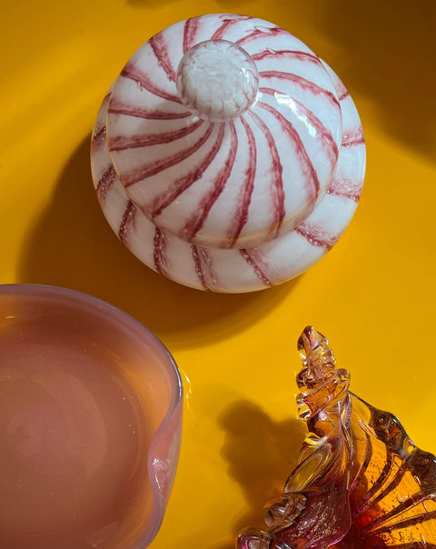 Vintage light pink swirl Murano bonbonniere