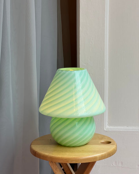 Mushroom table lamp - Light pastel green/white swirl