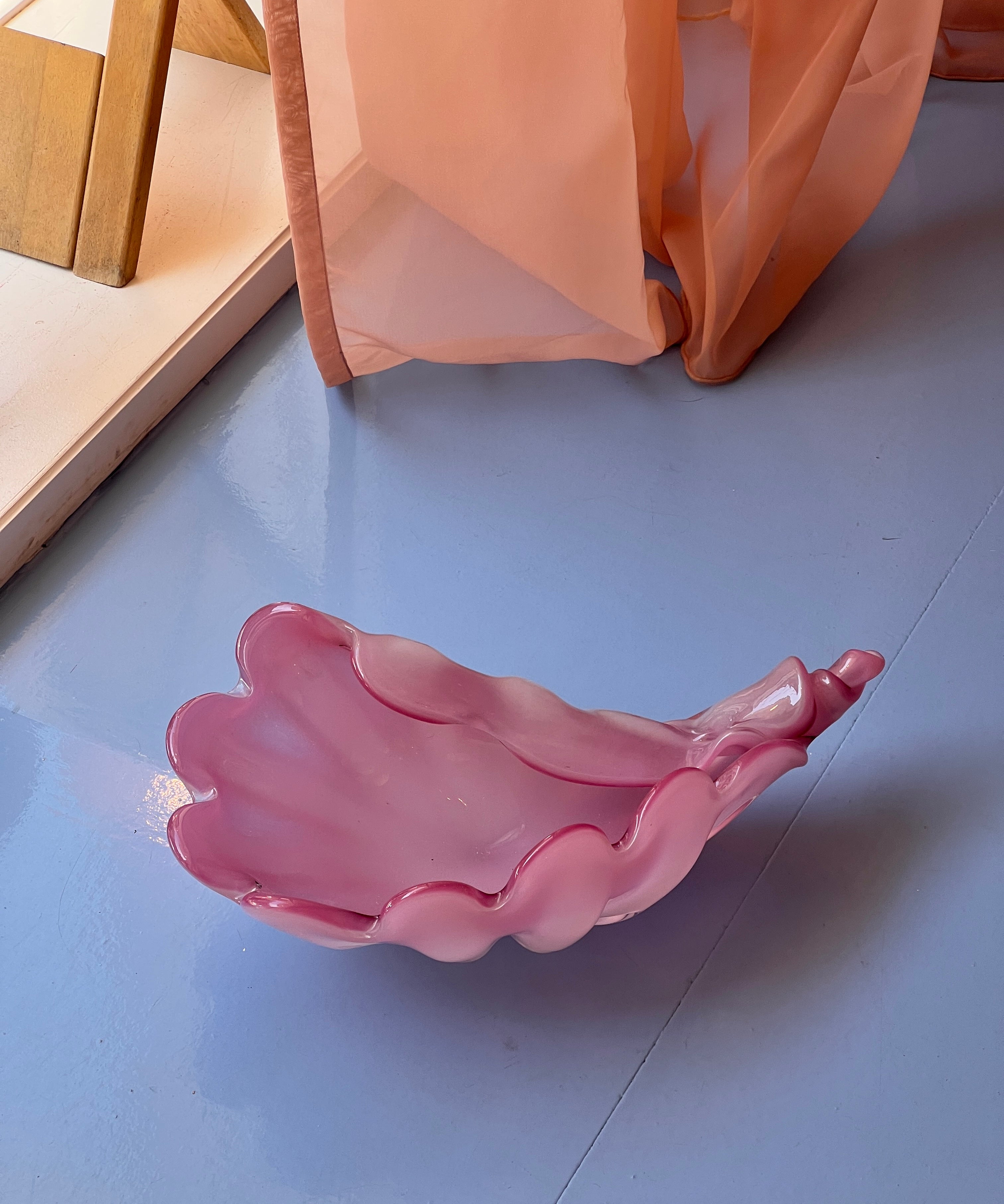 Vintage opal pink Murano shell bowl (Large)