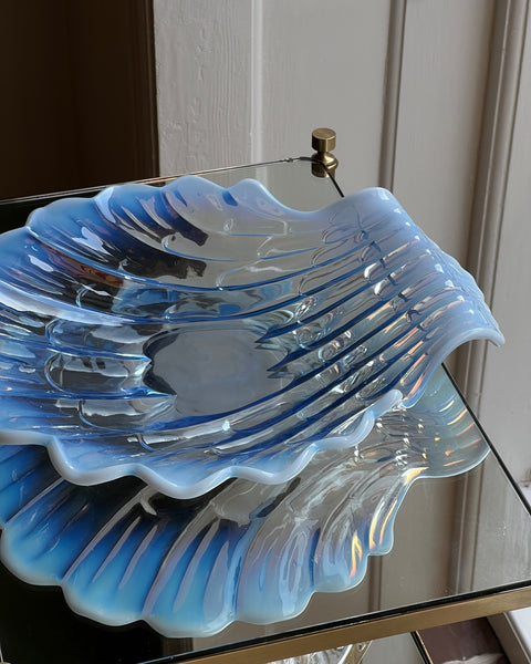 Vintage blue shell bowl