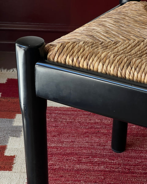 Carimate chair by Vico Magistretti (Glossy black)