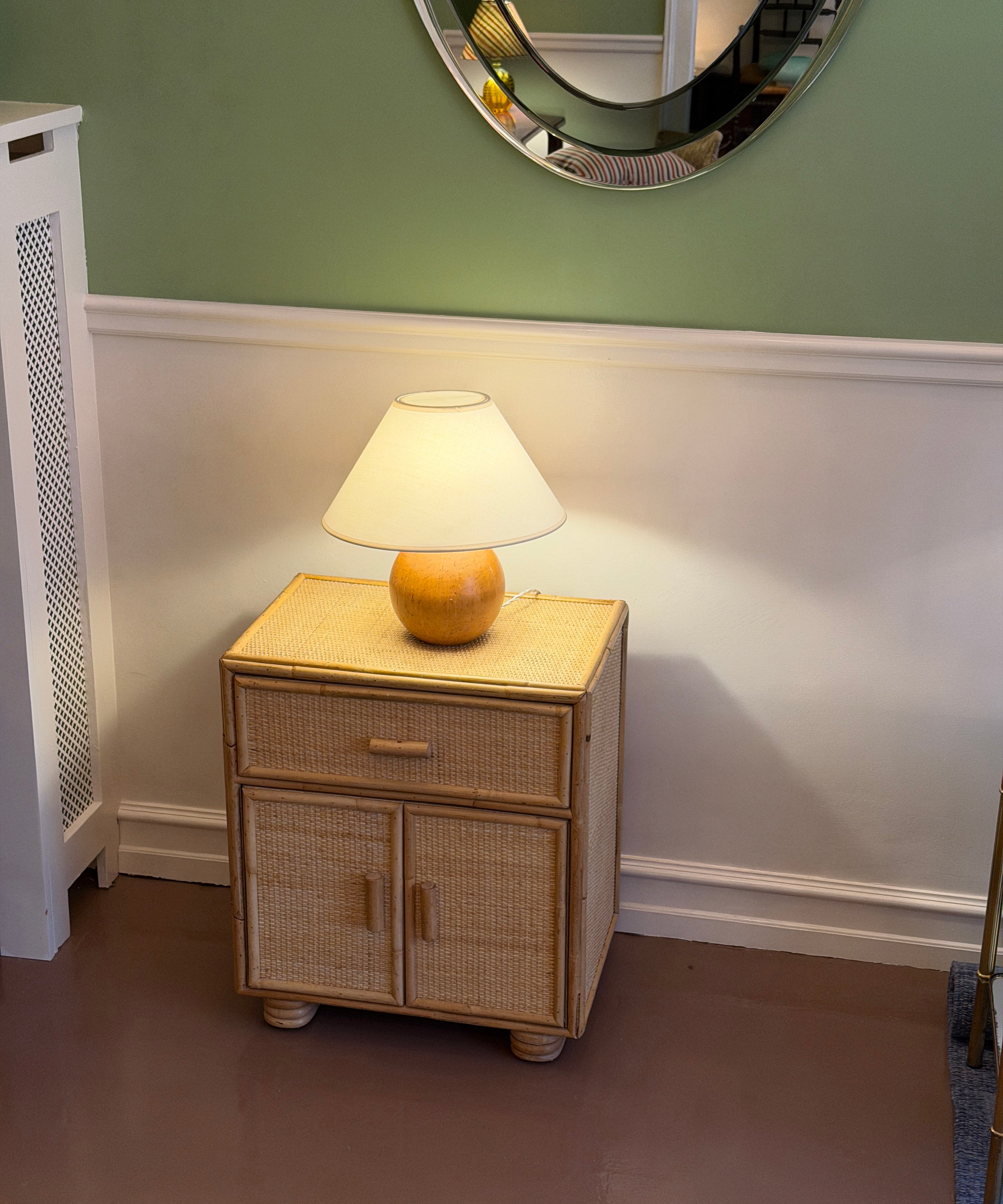 Vintage rattan side table/nightstand