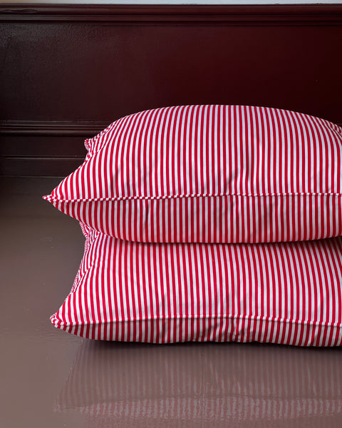 Bespoke cushion (red/white)