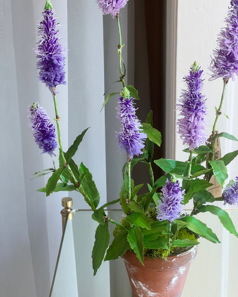 Paper flower ”Purple Veronica”