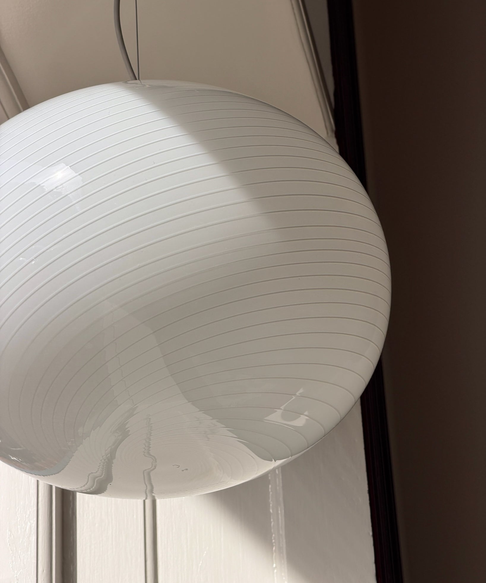 Vintage oval eggshell/white Murano ceiling lamp (D42)