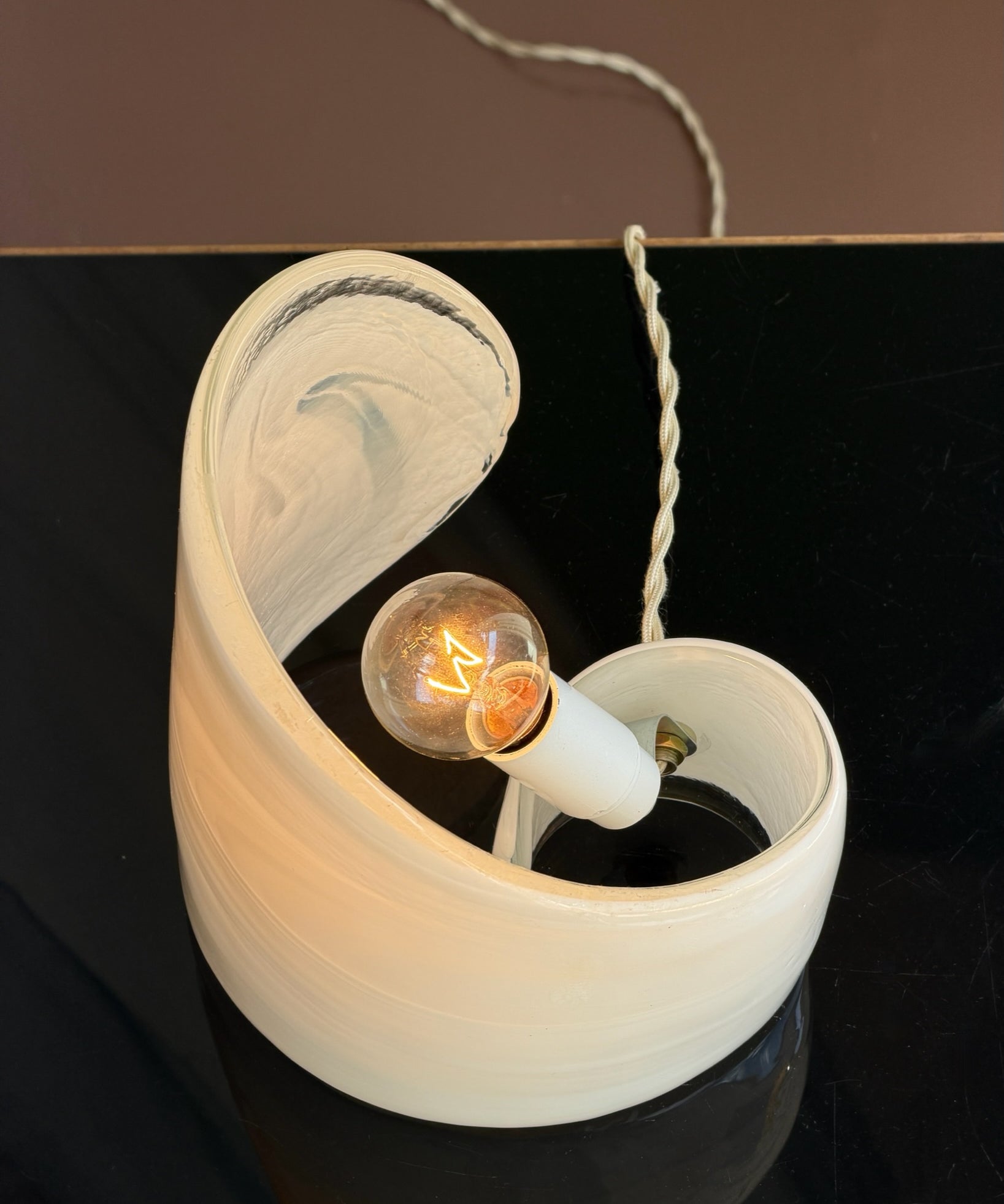 Vintage milky white Murano spiral table lamp