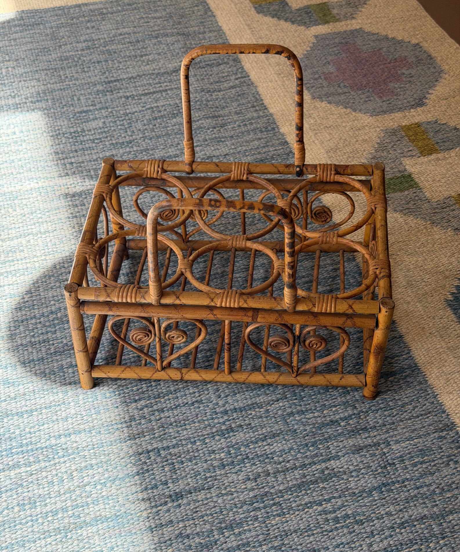 Vintage rattan wine holder/rack
