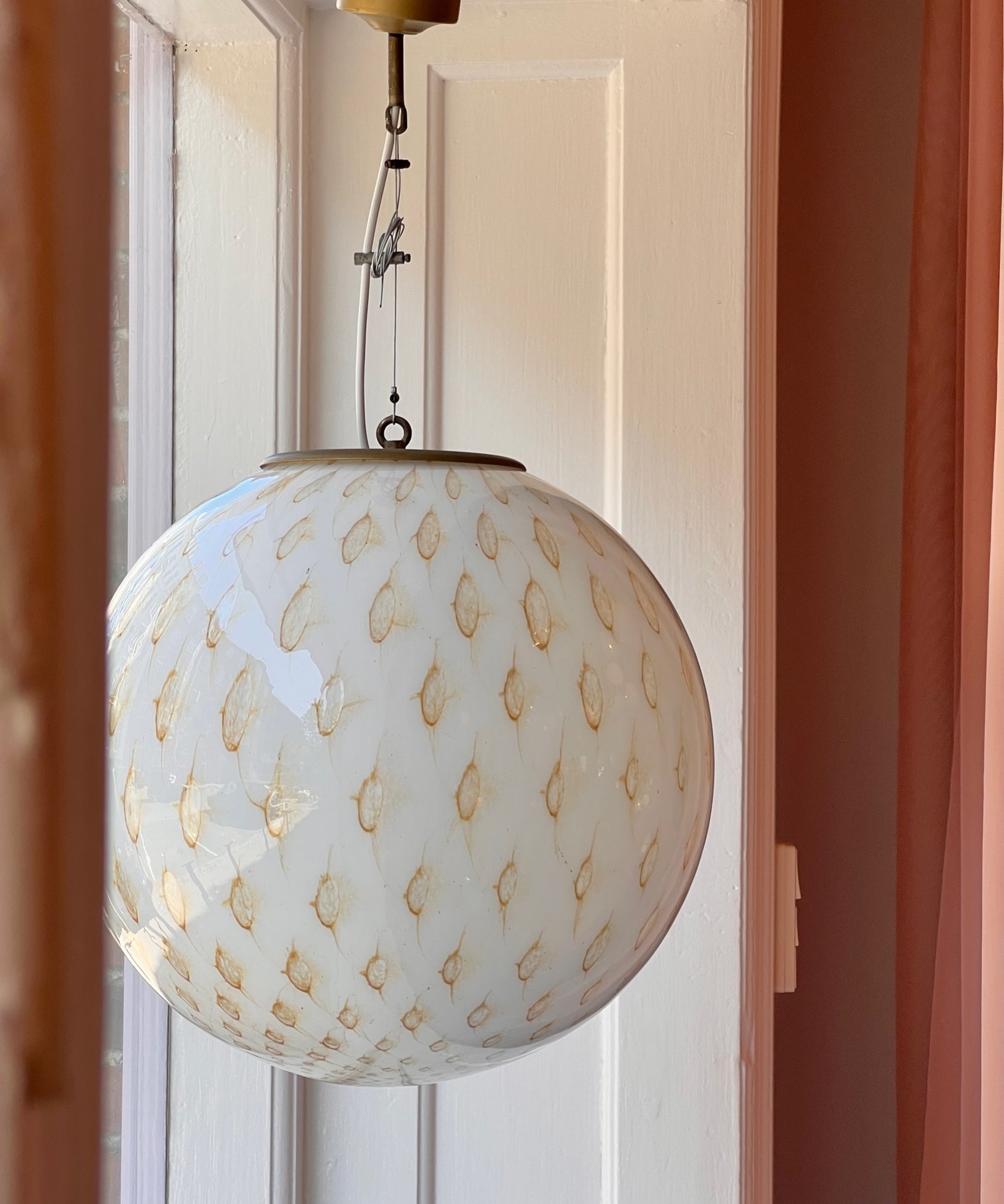 Vintage round white/gold dotted Murano ceiling lamp (D40)