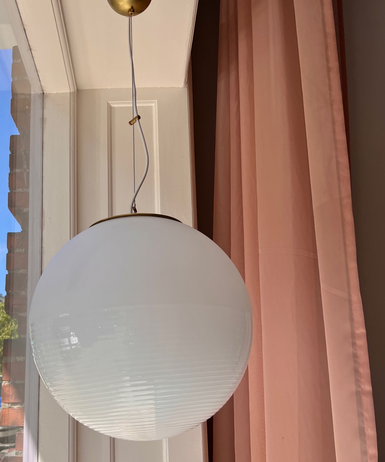 Vintage Murano white ceiling lamp (D40)