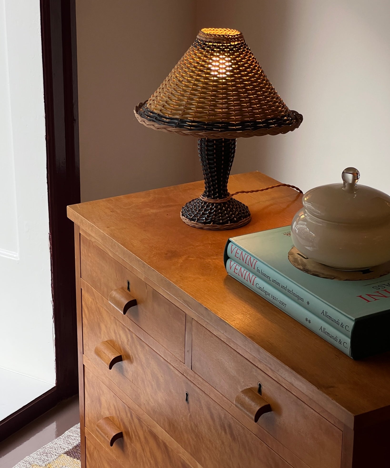 Vintage french rattan table lamp