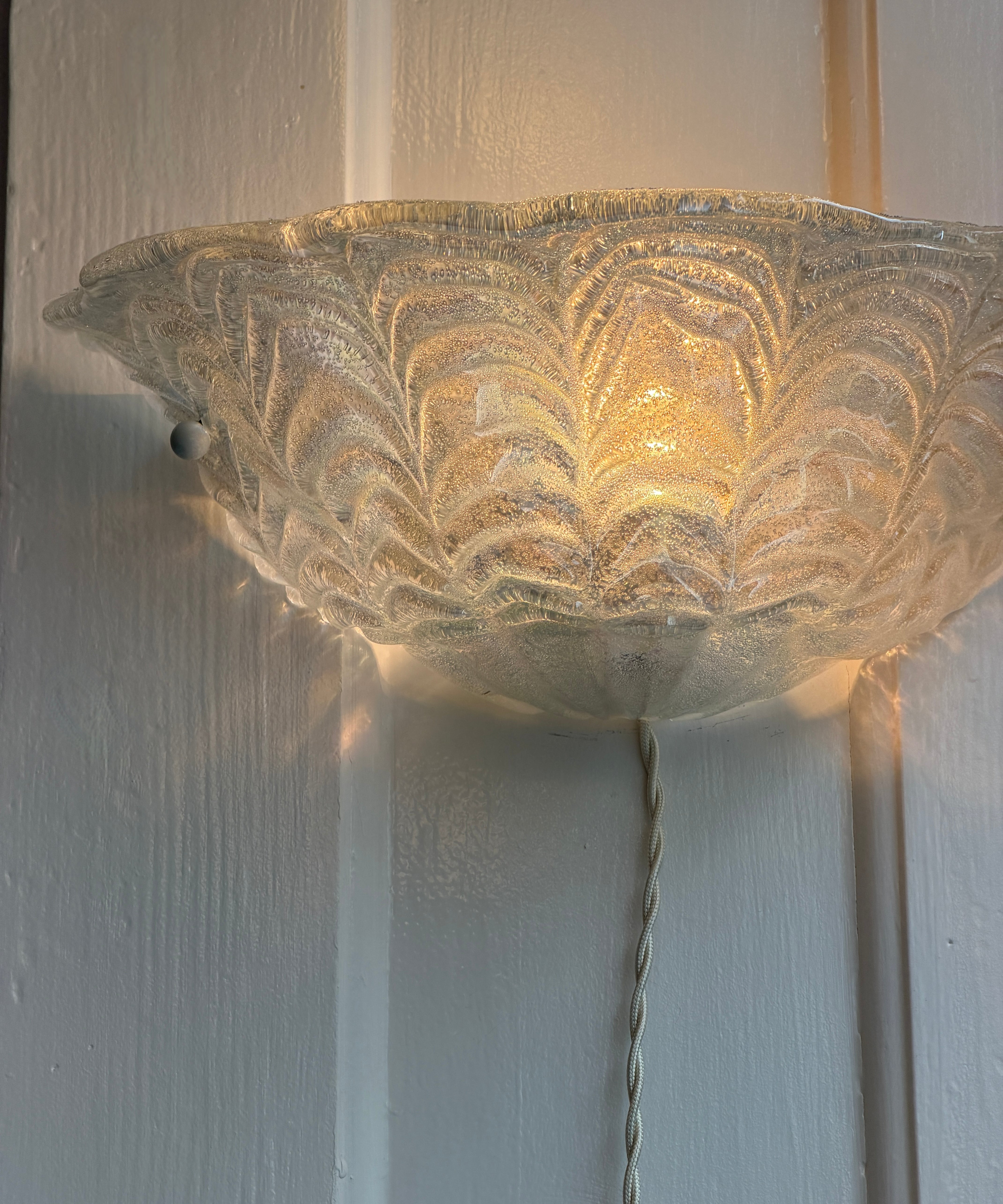 Vintage iridescent Murano shell wall lamp