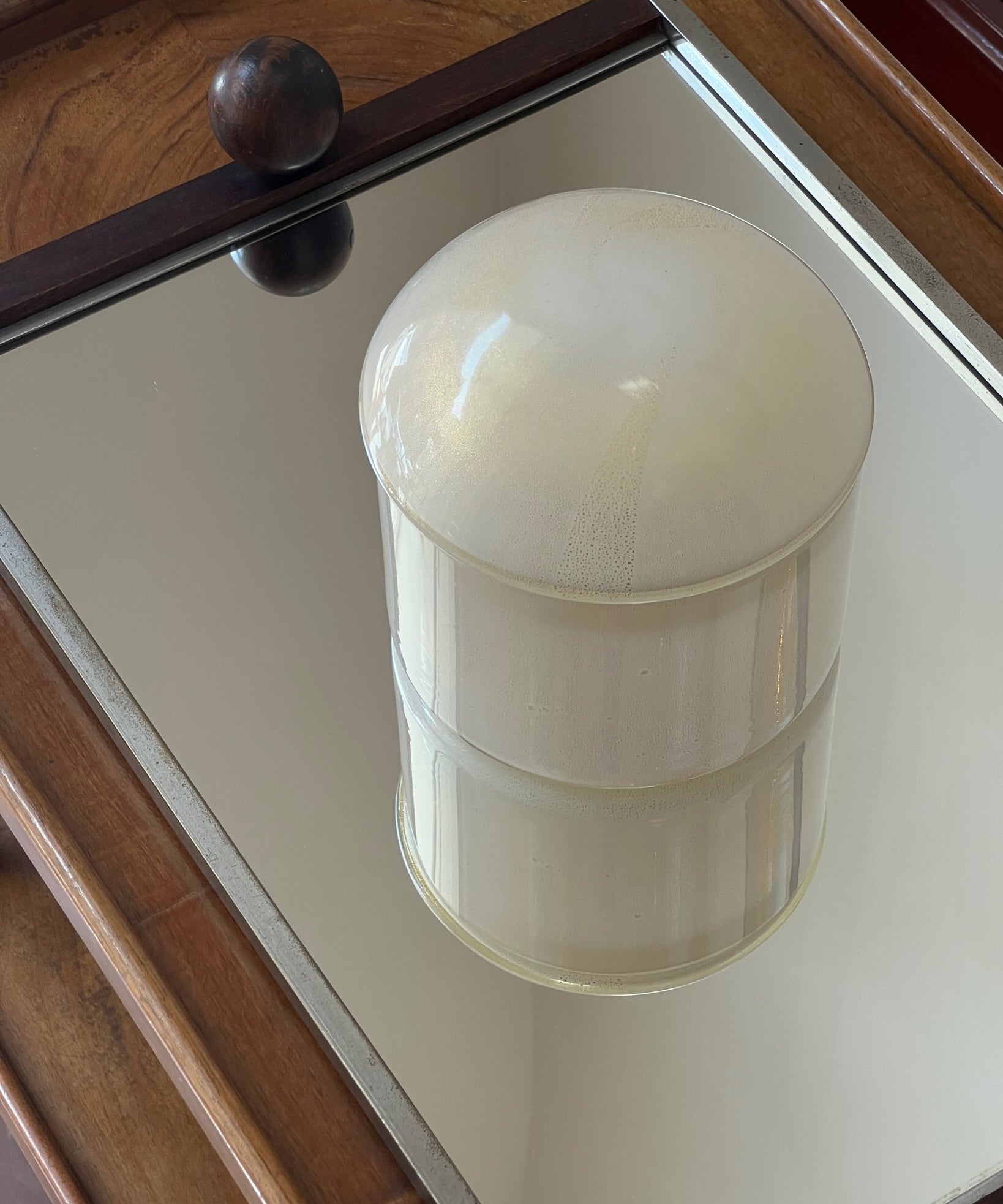 Vintage Murano milky white/golden bonbonniere