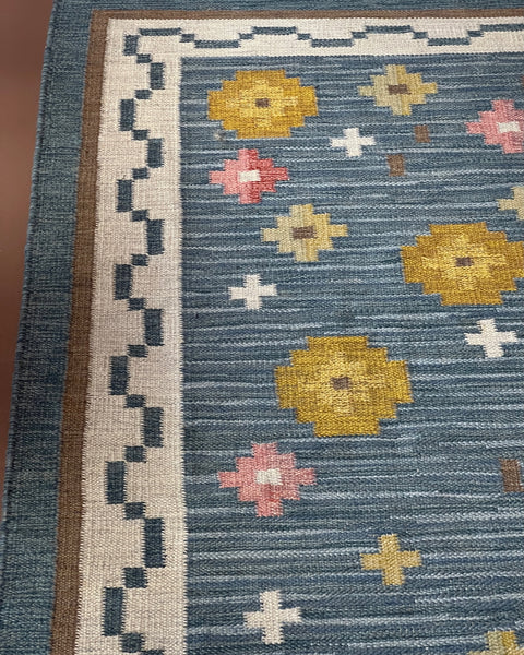 Vintage flat weave rug (Signed M)