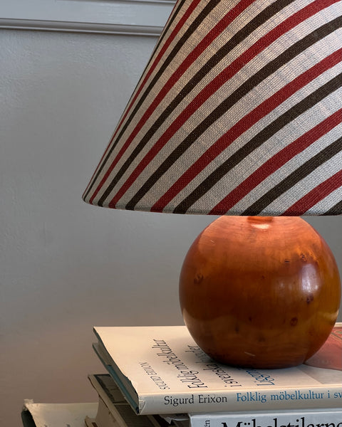 Vintage round wooden table lamp (incl. lampshade)