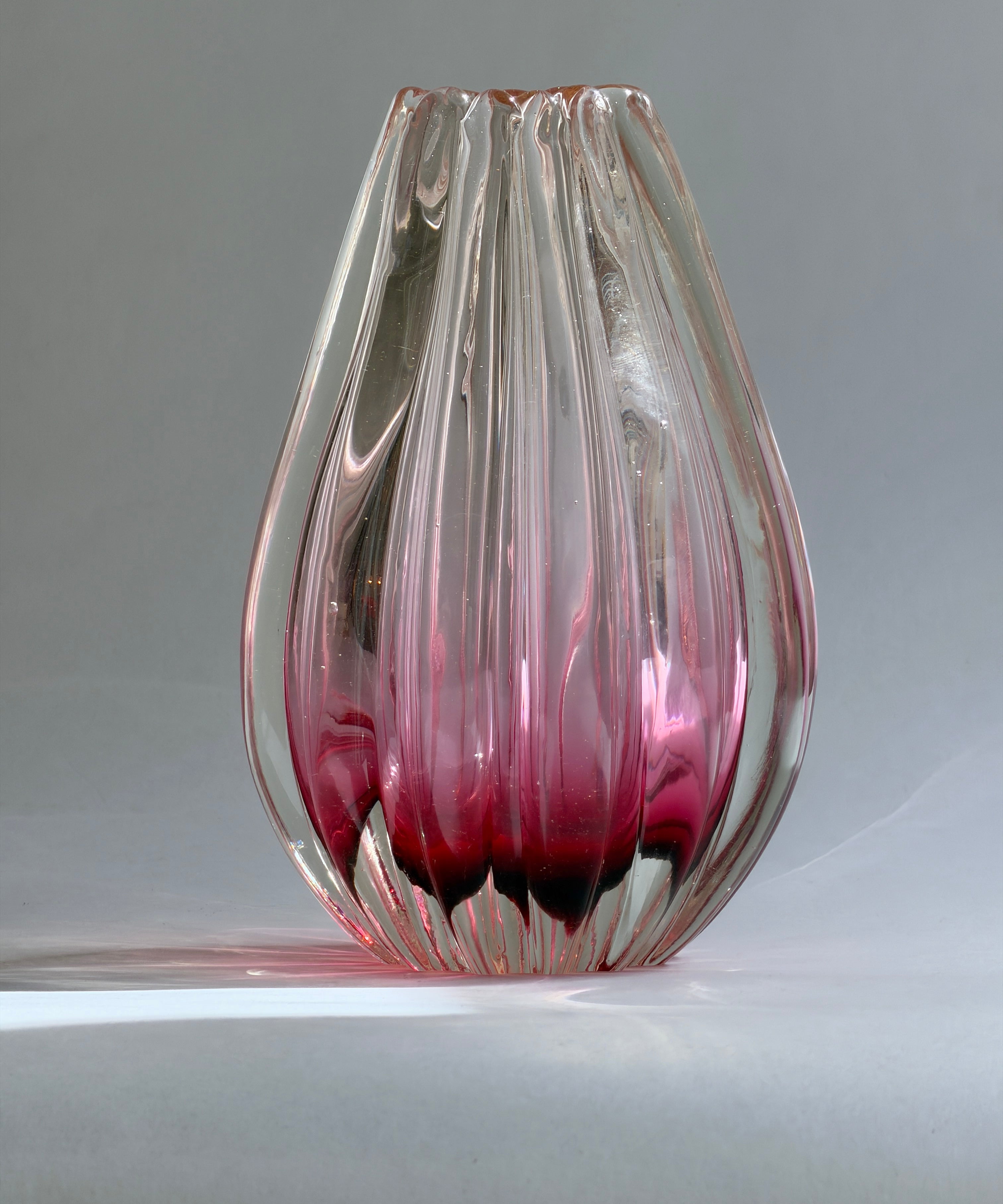 Vintage pink Murano vase by Flavio Poli for Seguso