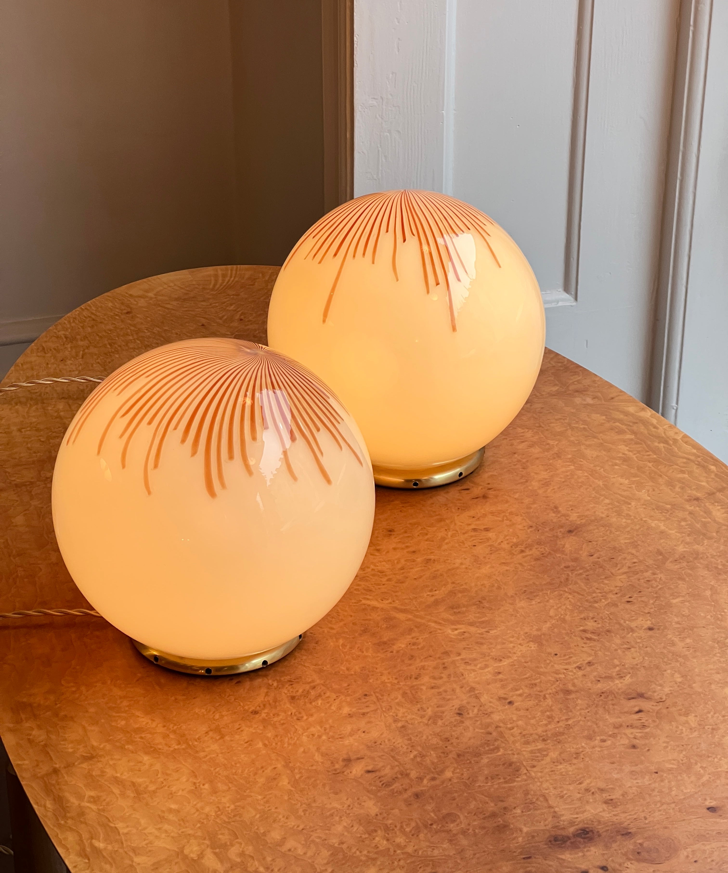 Vintage Ludovico Diaz de Santillana Murano Anemone table lamp (1 available)