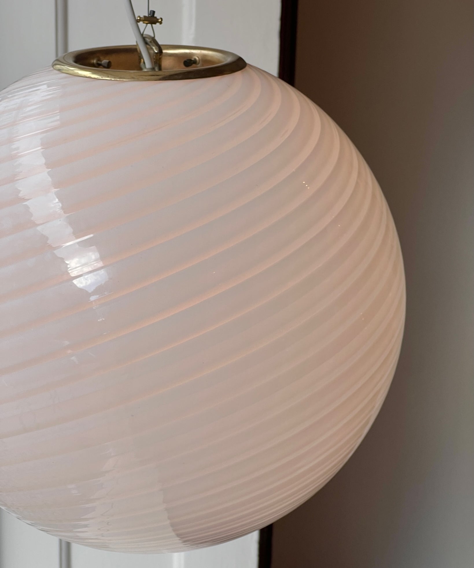 Vintage Murano white swirl ceiling lamp (D40)