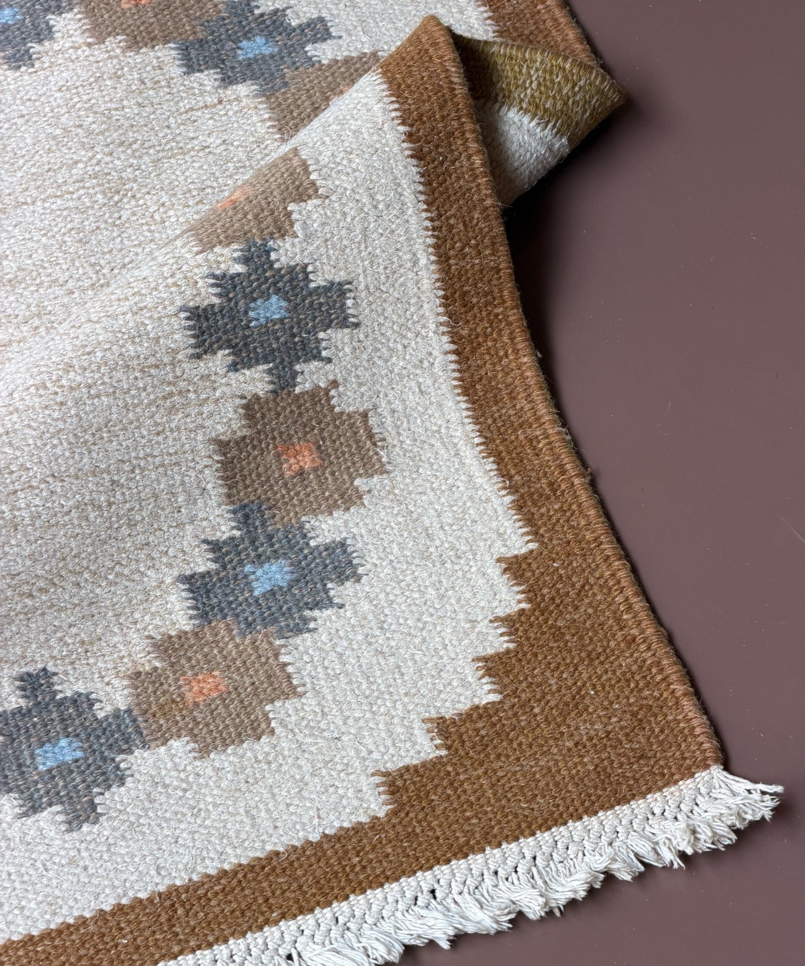 Vintage flat weave rug