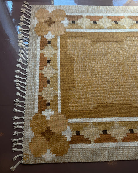 Vintage flat weave rug by Ingegerd Silow (IS)