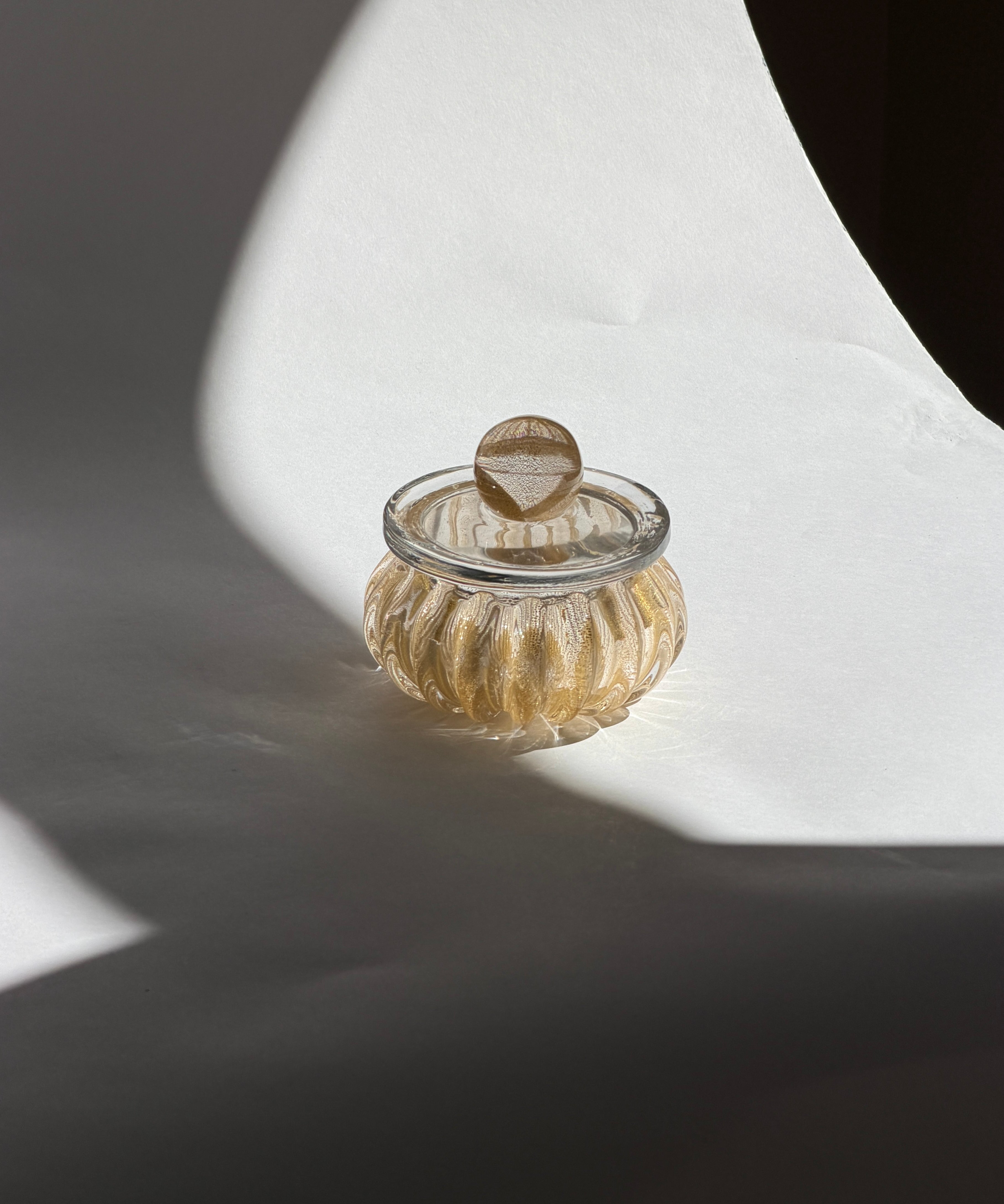 Vintage golden Murano bonbonniere