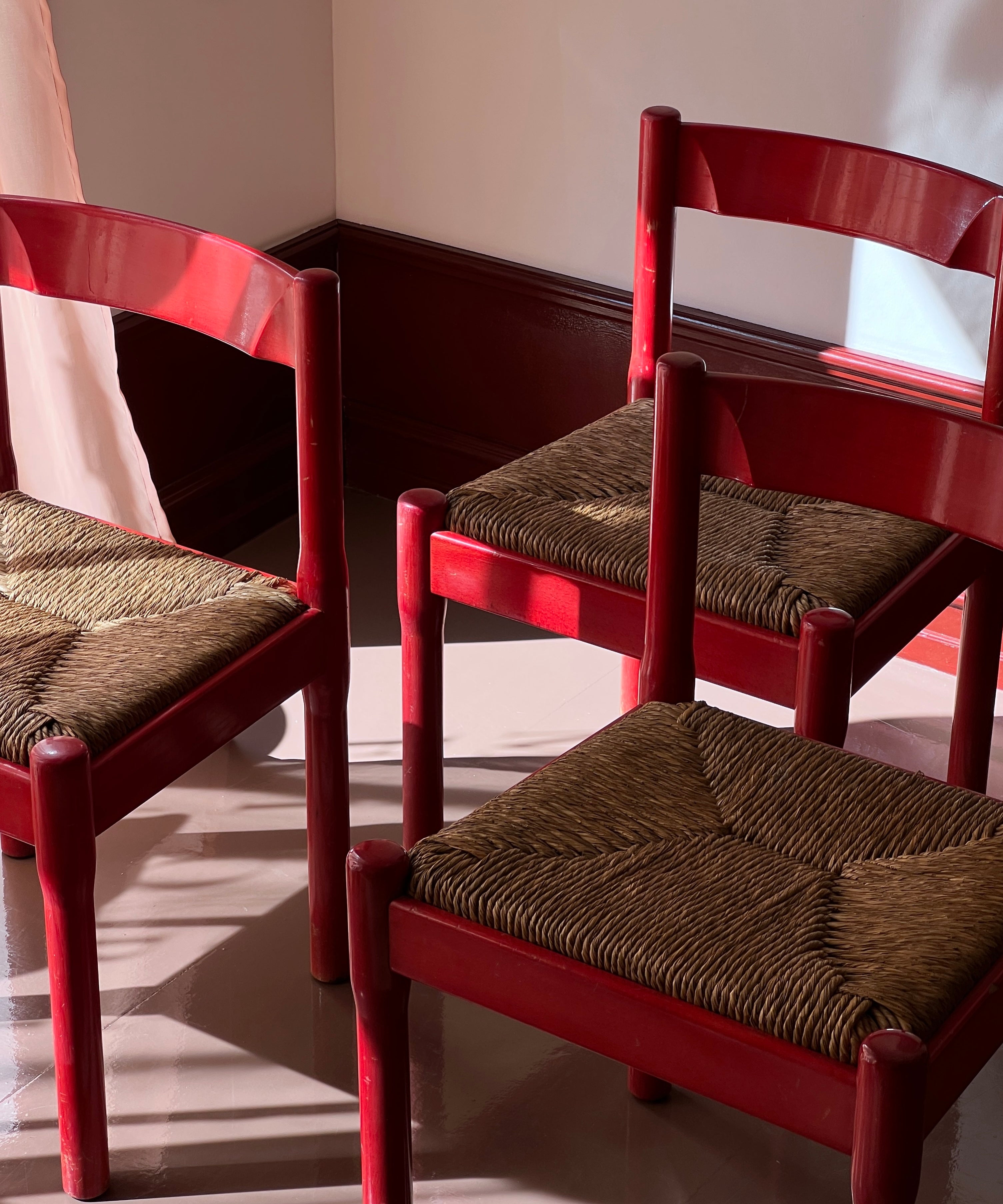 Carimate chair by Vico Magistretti