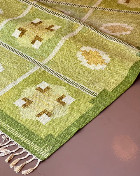 Vintage green flat weave rug by Ingegerd Silow (IS)