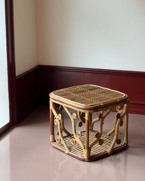 Vintage rattan chest
