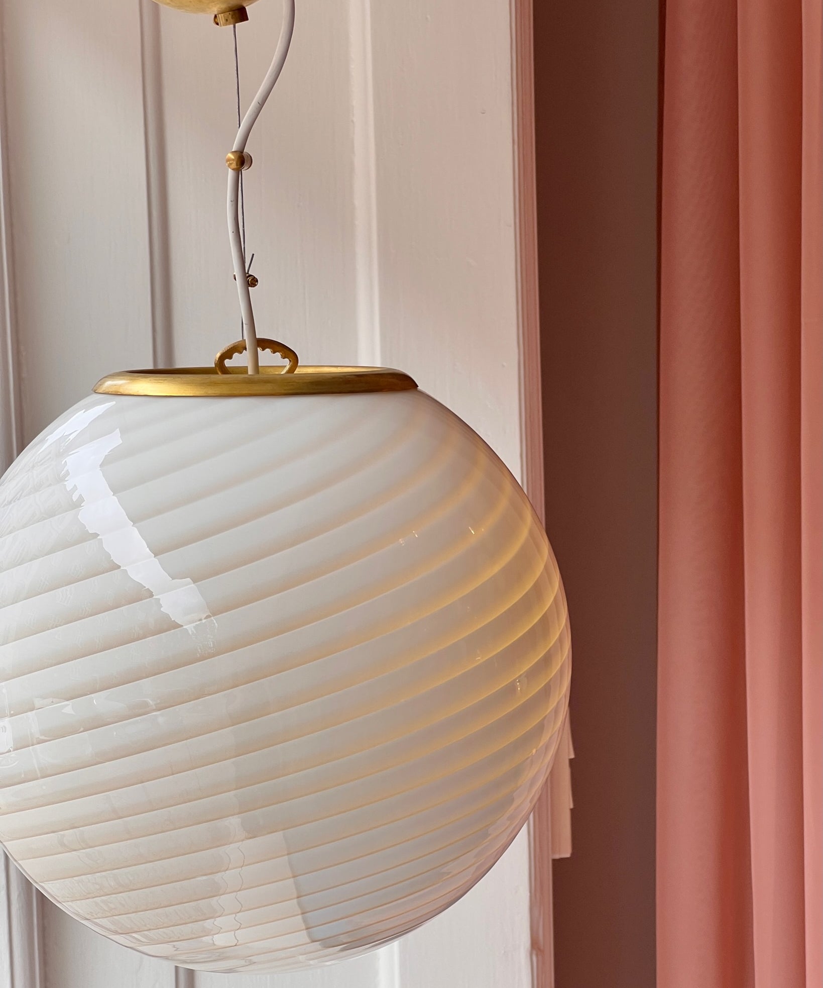 Candy ceiling lamp - Light yellow/cream swirl (D30)