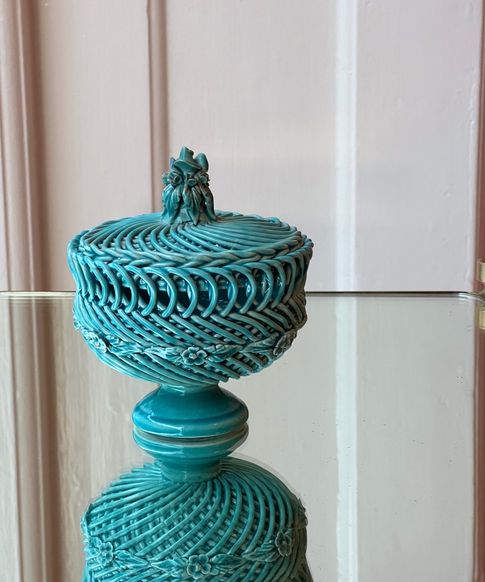 Ceramic turquoise flower bonbonniere