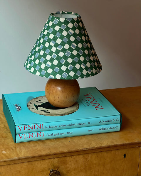 Vintage wooden table lamp (incl. lampshade)