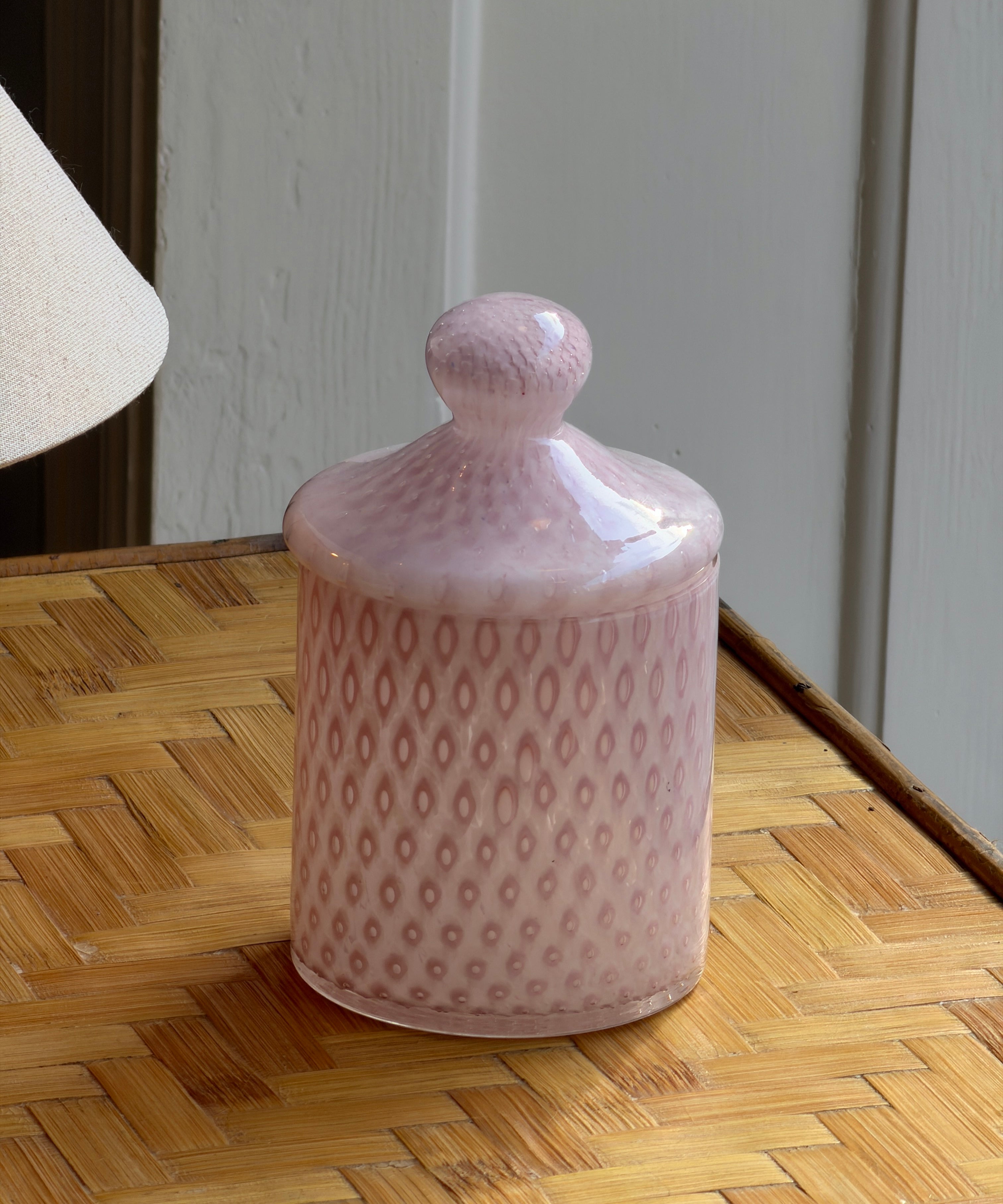 Vintage light pink Murano bonbonniere