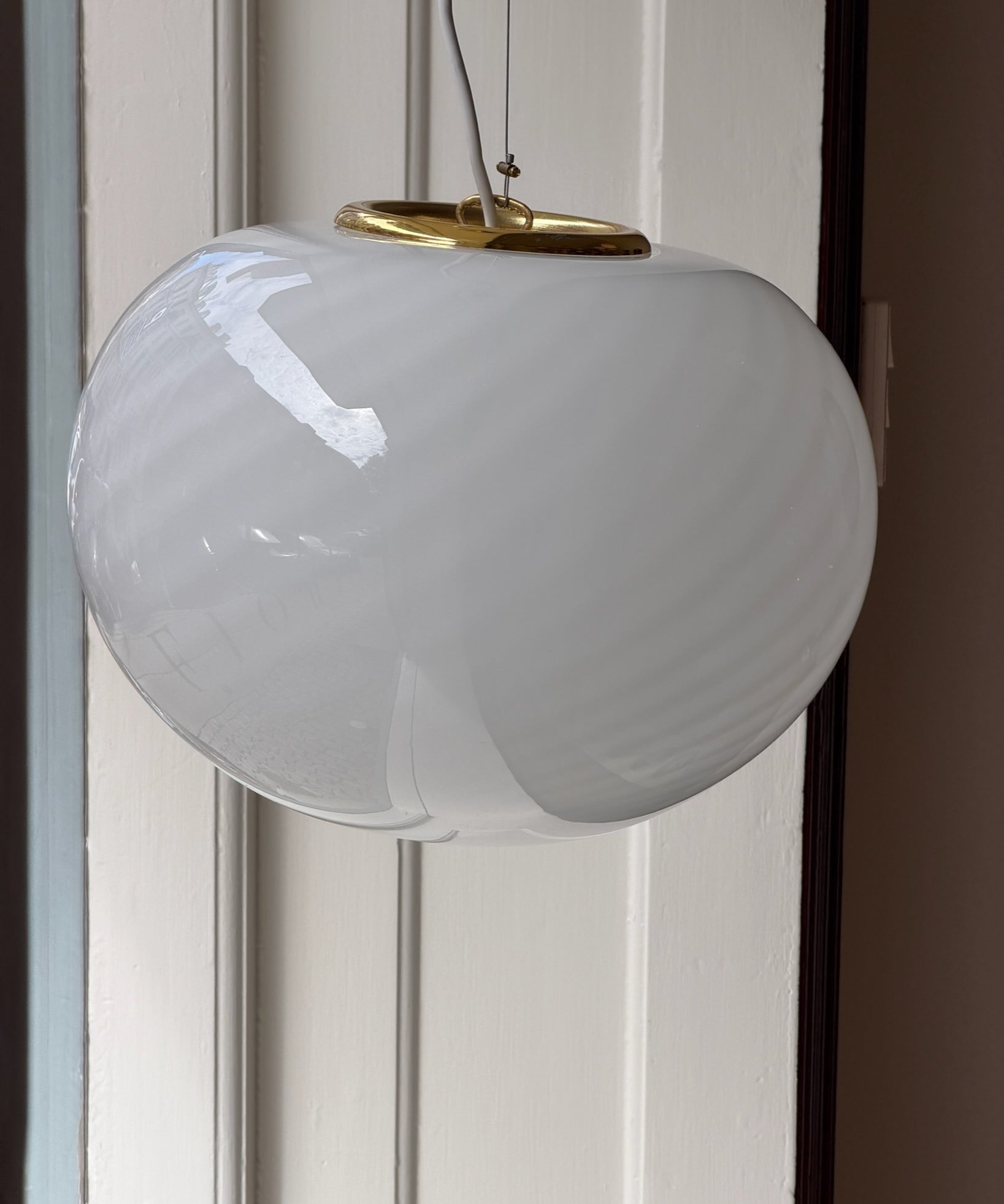 Vintage Murano oval white swirl ceiling lamp (D40)