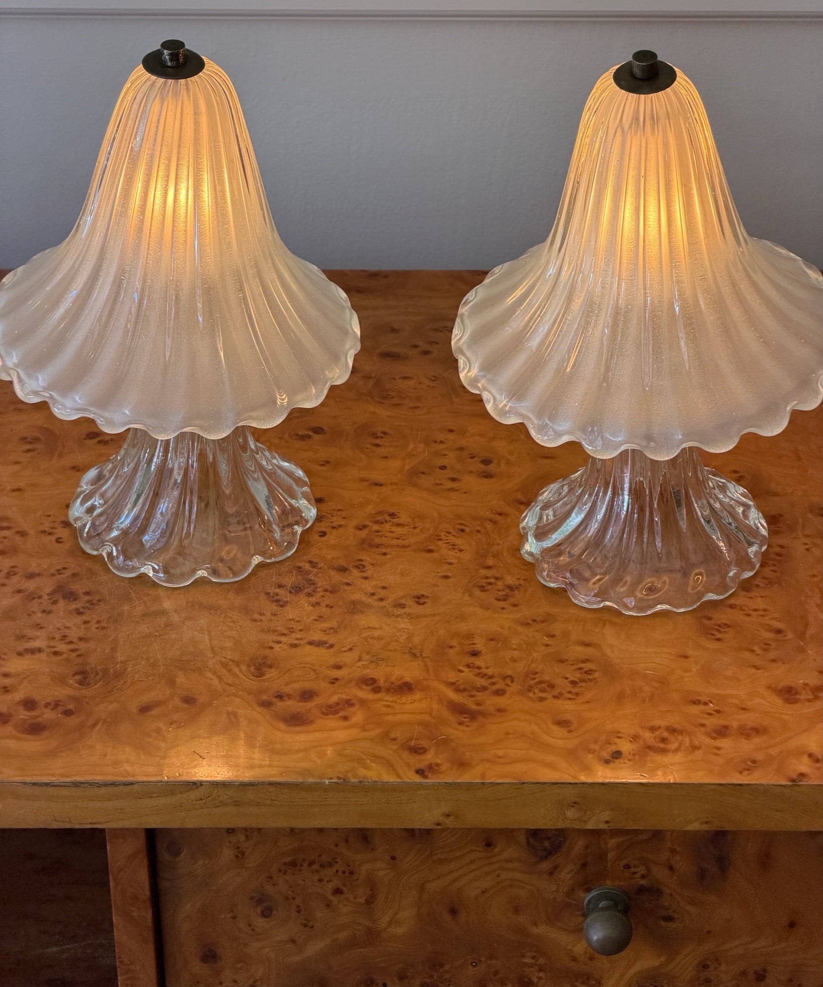 Vintage clear/frosted Murano table lamps (a pair available)